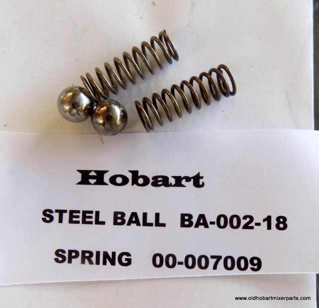 Hobart Mixer  Shifter Unit 00-007009 Spring Steel Ball BA-002-18 Used