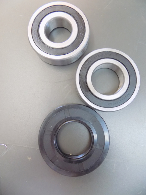 Hobart Mixer P660 Agitator Shaft Upper Bearing BB-6-36 Lower bearing BB-7-1 Agitator Shaft Seal 2922